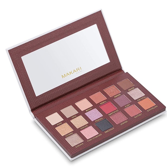 MAKARI EYE SHADOW PALETTE Plus Makeup bag Limited Edition NWT - Picture 3 of 14